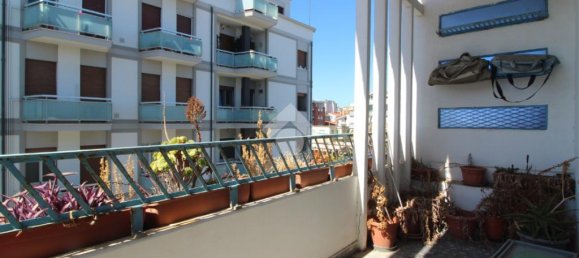 4 bedrooms Apartment in Pescara, Italy No. 358668 10