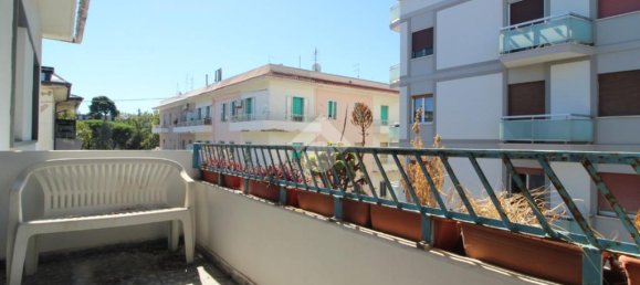 4 bedrooms Apartment in Pescara, Italy No. 358668 22