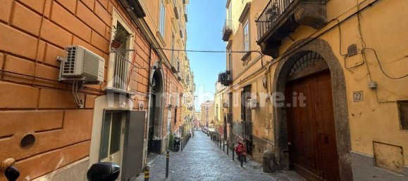 2 bedrooms Apartment in Naples, Italy No. 341085 2