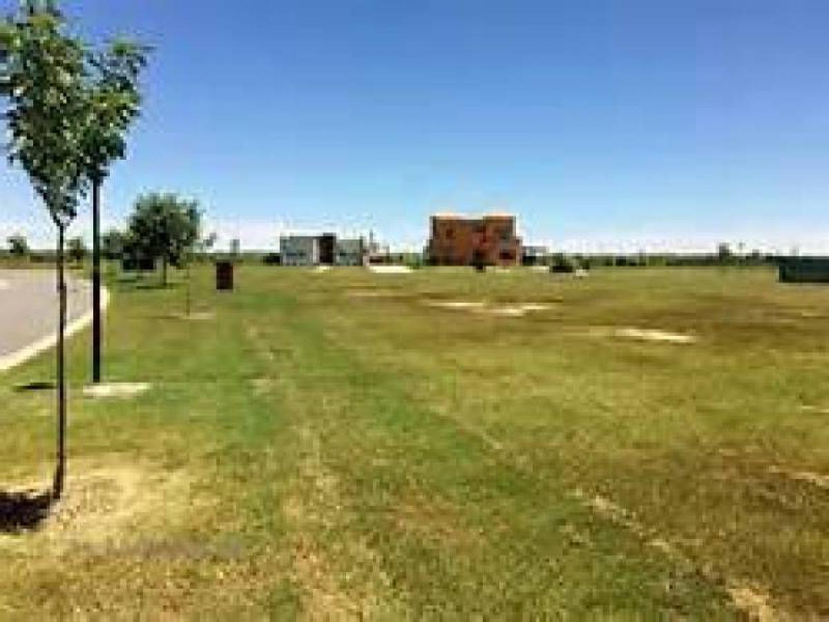  Land in Tigre, Argentina No. 35727