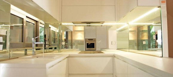 250m² Property in Voula, Greece No. 8008 5