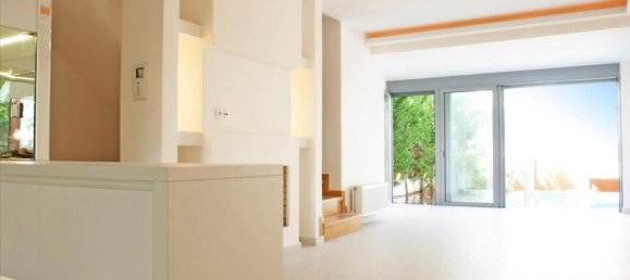 6غرفة Property في Voula, Greece رقم 8008 7