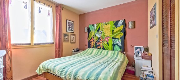 3 bedrooms House in Val-d'Oise, France No. 281515 4