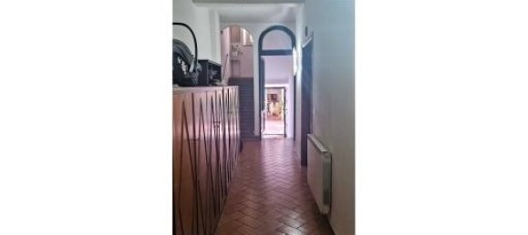 8 rooms House in Scandicci, Italy No. 18134 3