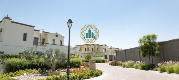 2 chambres Maison de ville à Mirdif, UAE No. 8199 12