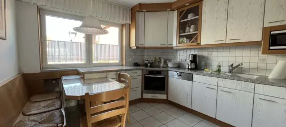 6 rooms Townhouse in Wesel, Germany No. 210809 9