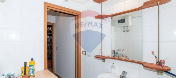 1-salle Propriété commerciale à Tremestieri Etneo, Italy No. 55150 17