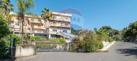 1-salle Propriété commerciale à Tremestieri Etneo, Italy No. 55150 25