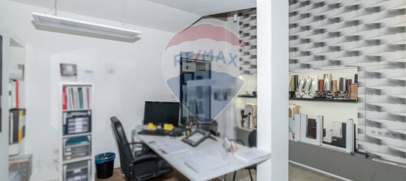 1-salle Propriété commerciale à Tremestieri Etneo, Italy No. 55150 4