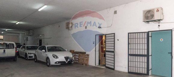 1-salle Propriété commerciale à Tremestieri Etneo, Italy No. 55150 32