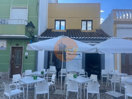 180m² Building in Vila Real de Santo Antonio, Portugal No. 127591