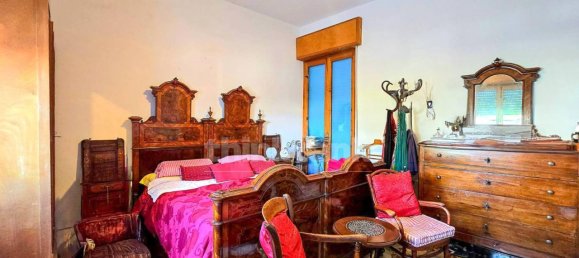 Вилла с 6 комнатами в Шикли, Италия № 26724 28