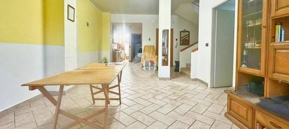 4 Schlafzimmer Haus in Termoli, Italy, Nr. 341573 6