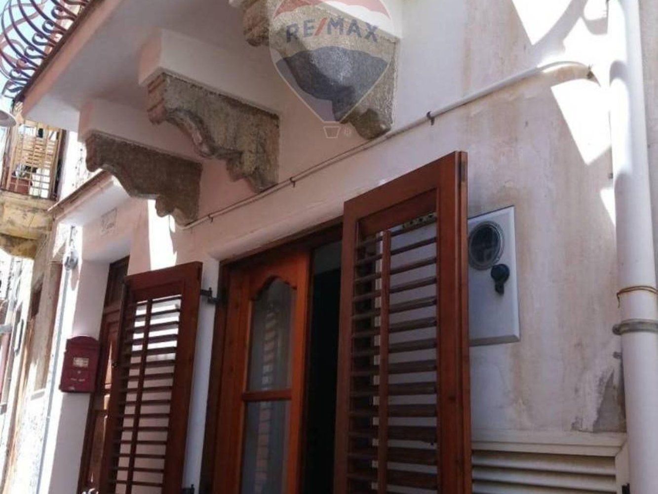 Квартира с 2 комнатами в Липари, Италия № 327997