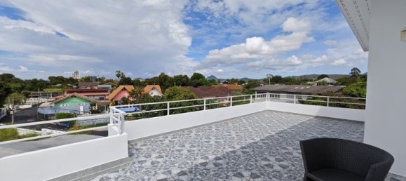 4 chambres house à vendre à Pattaya, Chonburi, Eastern Thailand, Thailand № 66771 23