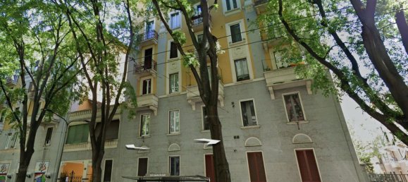 3 rooms Apartment in Milan, Italy No. 245419 8