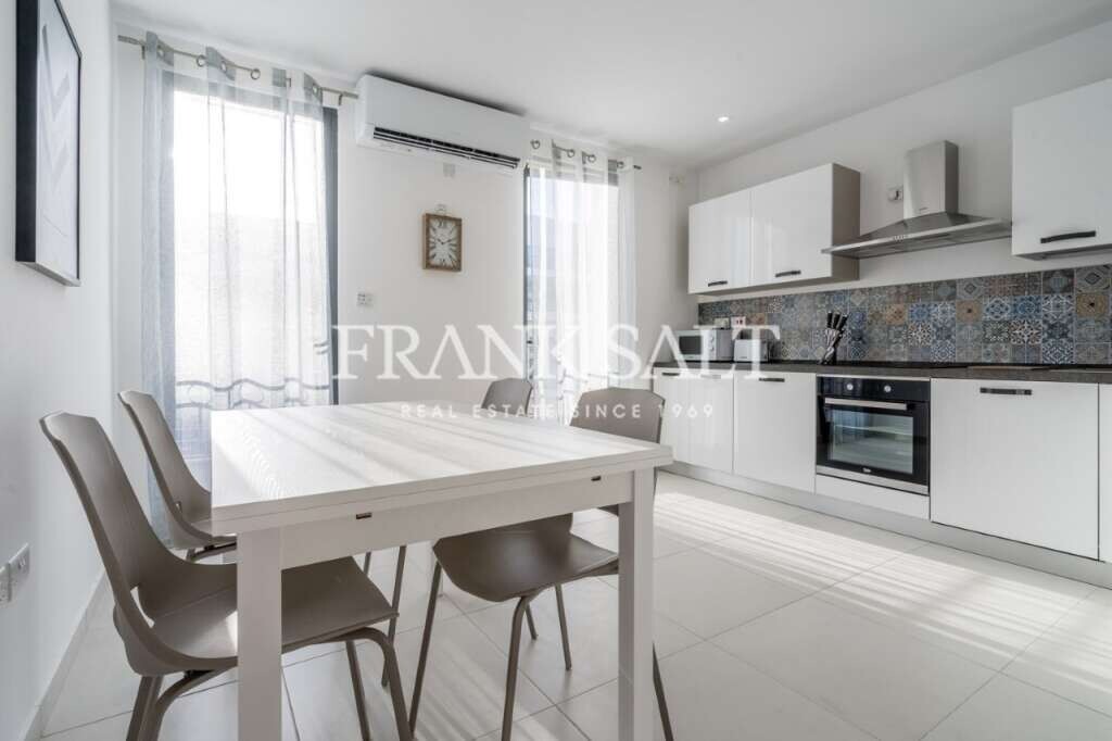 1 غرف نوم شقة في Ta' Xbiex, Malta رقم 4715