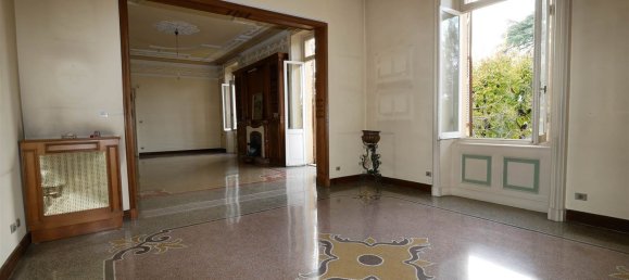 9 rooms Apartment in Novi Ligure, Italy No. 81494 12