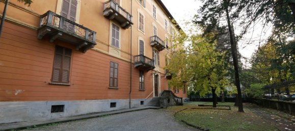 9 rooms Apartment in Novi Ligure, Italy No. 81494 3