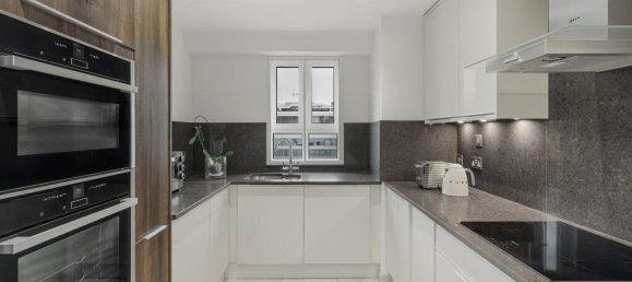 3 bedrooms Apartment in London, United Kingdom No. 13229 6