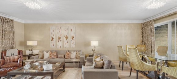 3 bedrooms Apartment in London, United Kingdom No. 13229 2