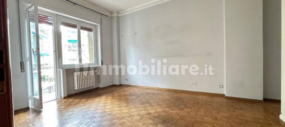 Apartamento T2 em Genoa, Italy N.º 372866 5