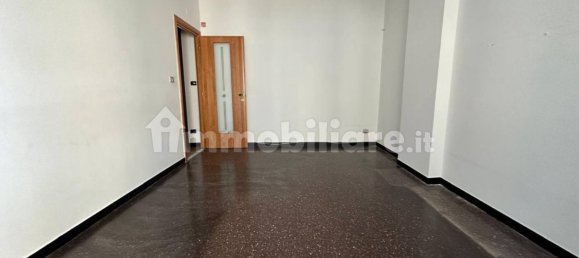 Apartamento T2 em Genoa, Italy N.º 372866 9