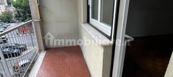 Apartamento T2 em Genoa, Italy N.º 372866 31