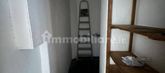 Apartamento T2 em Genoa, Italy N.º 372866 30