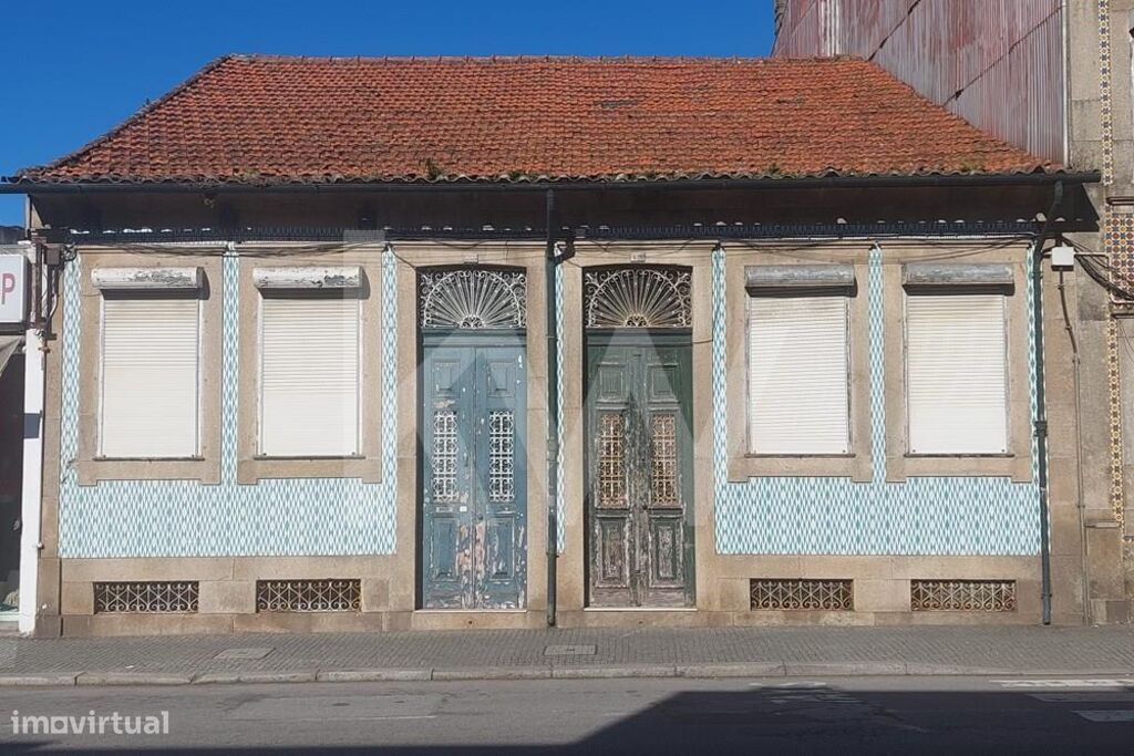 4 chambres Maison à Sao Mamede de Infesta, Portugal No. 133675