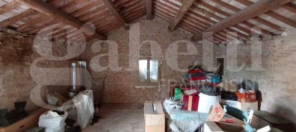 7 rooms House in Pettorazza Grimani, Italy No. 74000 10