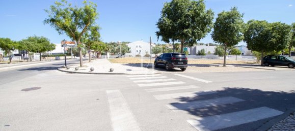 807m² Land in Loule, Portugal No. 105373 4