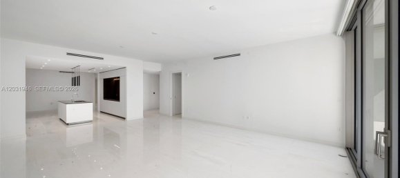 4 dormitorios propiedad comercial en venta en Miami, Miami-Dade, Florida, USA № 614984 14