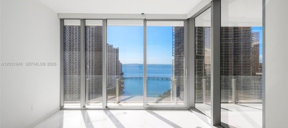 4 dormitorios propiedad comercial en venta en Miami, Miami-Dade, Florida, USA № 614984 4