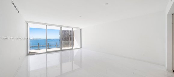4 dormitorios propiedad comercial en venta en Miami, Miami-Dade, Florida, USA № 614984 17