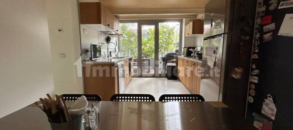 Квартира с 2 спальнями в Милан, Италия № 320004 17