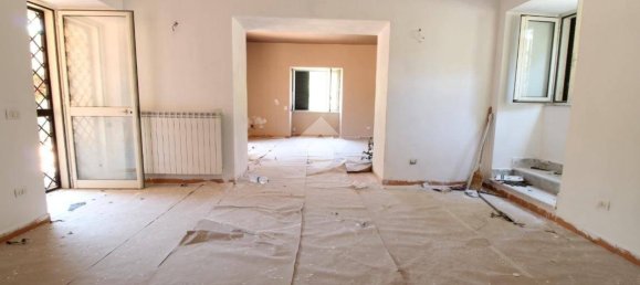 Casa T2 em Caserta, Italy N.º 300443 3