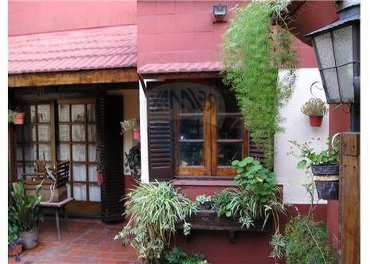 Casa T5 em Buenos Aires, Argentina N.º 84308