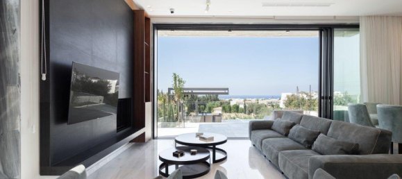 4 bedrooms Villa in Paphos, Cyprus No. 10252 12