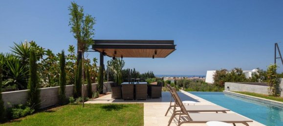 4 bedrooms Villa in Paphos, Cyprus No. 10252 6