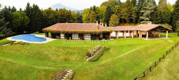 10 غرف نوم فيلا في Eupilio, Italy رقم 223053 6