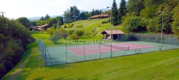 10 غرف نوم فيلا في Eupilio, Italy رقم 223053 3