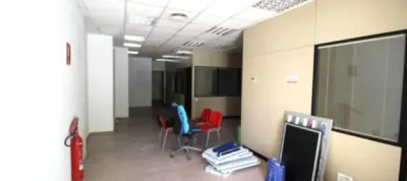 Коммерческая недвижимость 111м² в Петрер, Испания № 136853 2