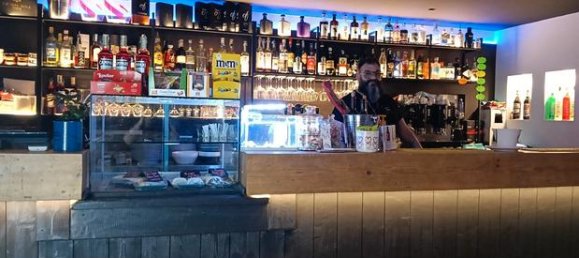 80m² Commercial property in Campolongo Maggiore, Italy No. 270422 4