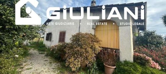 Casa de 7 divisões em Velletri, Italy N.º 269023 2