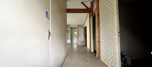 2 bedrooms House in Tours, France No. 75647 17