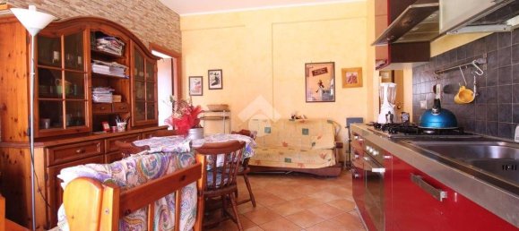 3 Schlafzimmer Wohnung in Pomezia, Italy, Nr. 375444 12