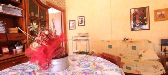 3 Schlafzimmer Wohnung in Pomezia, Italy, Nr. 375444 14