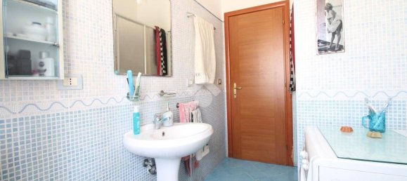 3 Schlafzimmer Wohnung in Pomezia, Italy, Nr. 375444 28