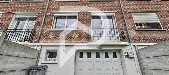 3 bedrooms House in Quievrechain, France No. 262734 10